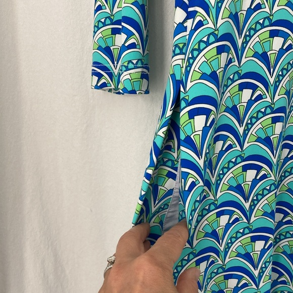 Small Barbara Gerwit dress with pockets.  Fits more like an 8-10. - Picture 3 of 4